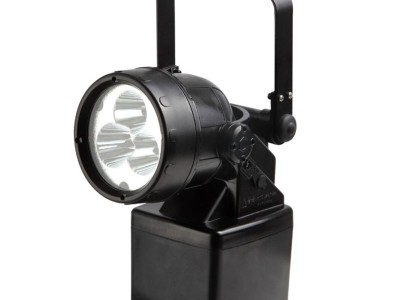 BXW8220巡逻值班强光灯 9W多功能工作灯图3