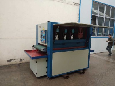 南京800宽三角拉丝机图3