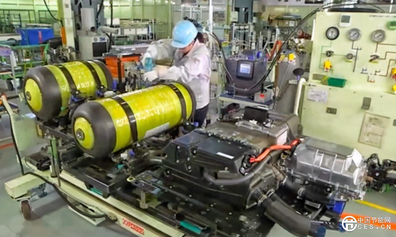 點擊打開原圖 “脫碳”也“瘋狂”!日系汽車巨頭戰略布局電動車
