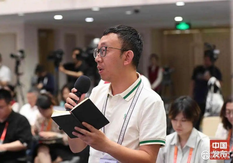 国新办举行新闻发布会 介绍“深化提升‘获得电力’服务水平 全面打造现代化用电营商环境”有关情况