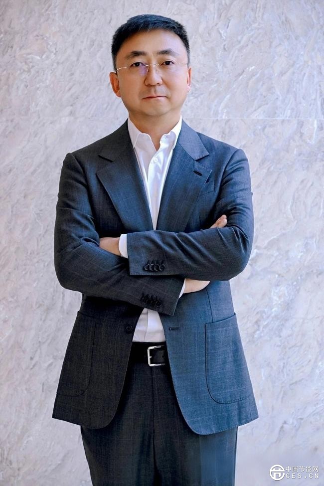 破解新能源海量接入困局 引领新型电力系统数智化变革——华为助力新能源高质量发展的创新实践
