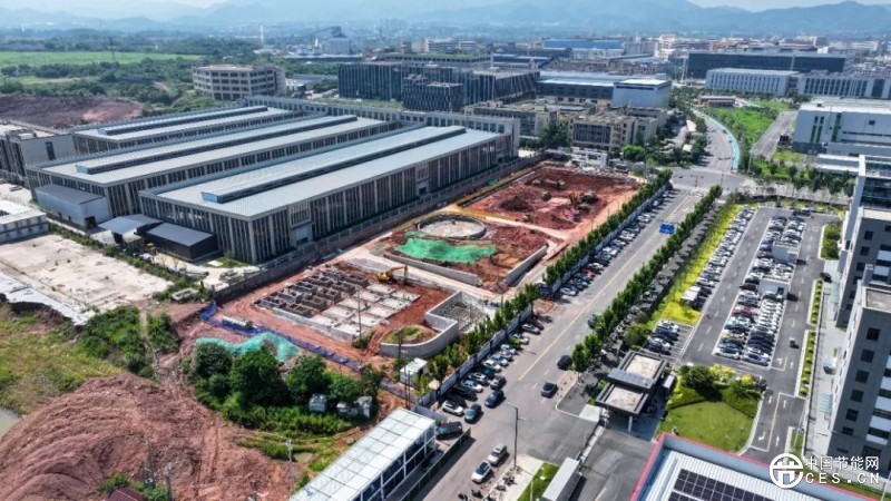 浙江全省首个深度融合“电储能调频+水蓄冷调峰”示范项目建设进展