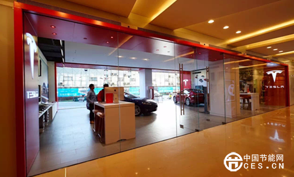 2015收官之作：特斯拉北京华贸体验店圣诞节正式开业
