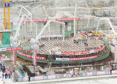 中国核能电力股份有限公司宣布，其控股的江苏连云港田湾核电站5号机组12月27日正式开工建设，这是我国“十二五”期间新建核电机组的收官之作。新华社发