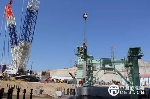 浙江火电承建土耳其卡拉毕加电厂2号机汽机房钢结构开吊