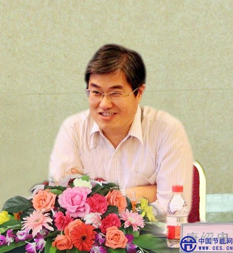 康绍忠出席会议