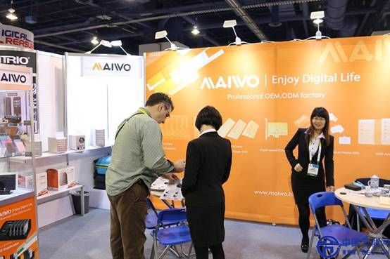 MAIWO 2015 CES展会客户洽谈