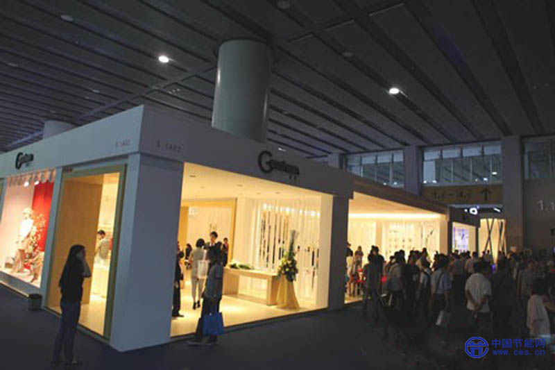 2013广州国际照明展览会：Geosheen极成光电营造的舒适环境引人关注